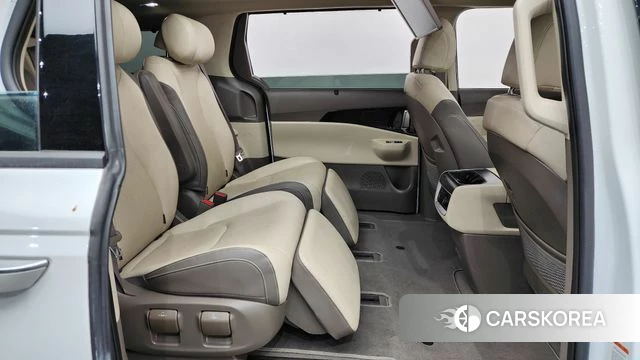 Kia The New Carnival 4th Generation 2023 Белый из Кореи, фото 2