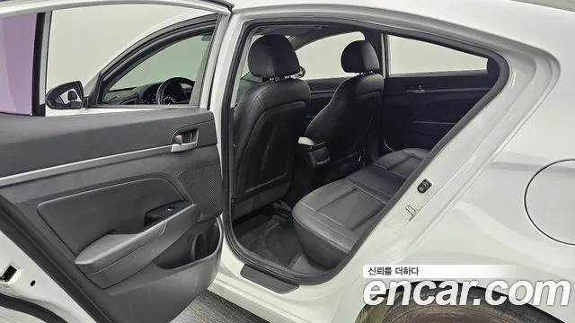 Hyundai Avante AD 2018 Белый из Кореи, фото 2