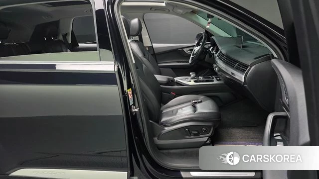 Audi Q7 (4M) 2019 Черный из Кореи, фото 2