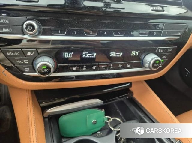 BMW 5 Series (G30) 2020 Серый из Кореи, фото 2