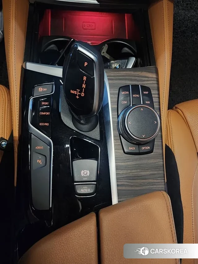 BMW 5 Series (G30) 2020 Серый из Кореи, фото 2