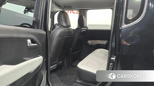 Kia The New Kia Ray 2023 Черный из Кореи, фото 2