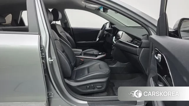 Kia Niro EV 2021 Серебристо-серый из Кореи, фото 2