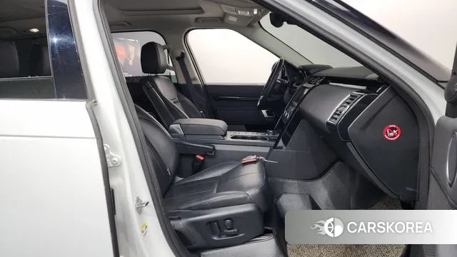 Land Rover Discovery 5 2019 Белый из Кореи, фото 2