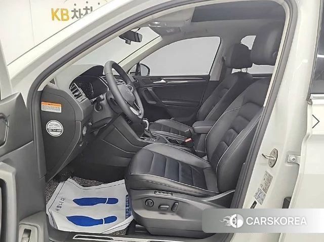 Volkswagen Tiguan second Generation 2022 Белый из Кореи, фото 2