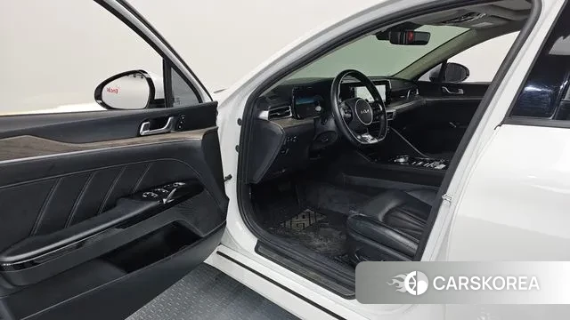 Kia K5 3rd generation 2021 Белый из Кореи, фото 2