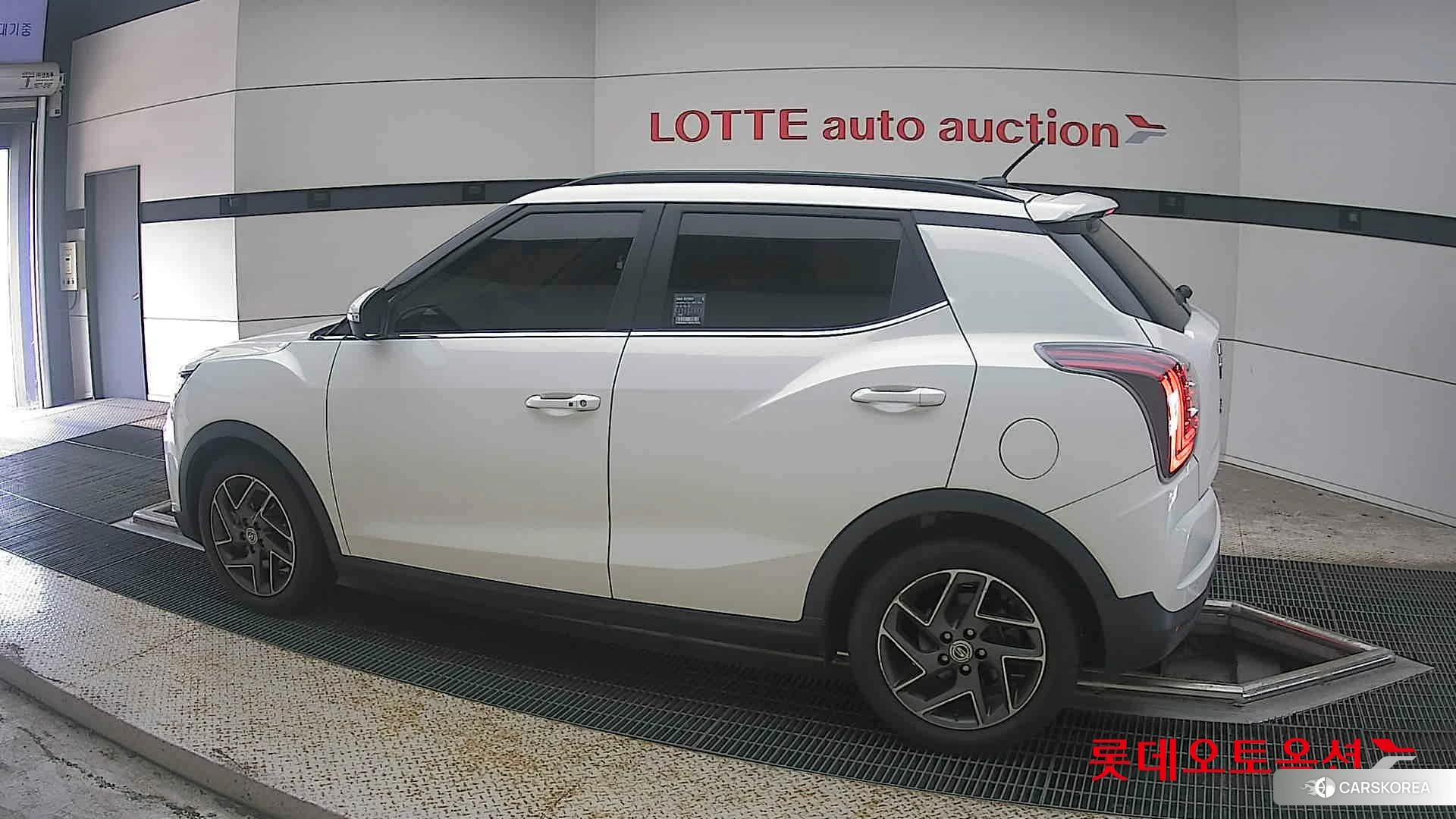 SsangYong Tivoli 2022 Grand White из Кореи, фото 2