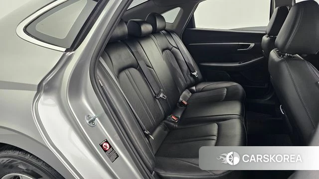 Hyundai Sonata (DN8) 2019 Серебристо-серый из Кореи, фото 2