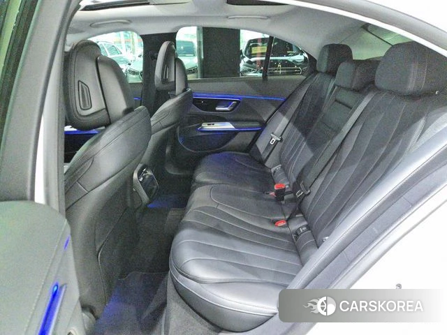 Mercedes-Benz E-Class W214 2026 Белый из Кореи, фото 2
