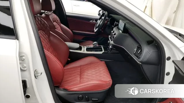 Kia Stinger Meister 2022 Белый из Кореи, фото 2