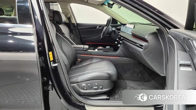 Genesis G80 (RG3) 2025 Черный из Кореи, фото 2