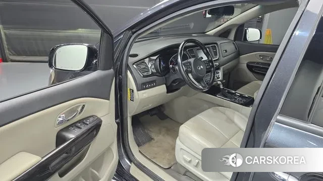 Kia The New Carnival 2019 Серый из Кореи, фото 2