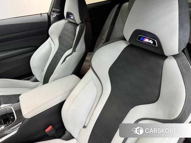 BMW M4 2023 Серебристо-серый из Китая, фото 2