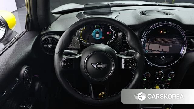 Mini Cooper Electric 2022 Серебряный из Кореи, фото 2