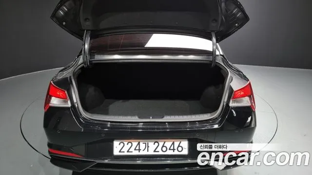 Hyundai Avante (CN7) 2021 Черный из Кореи, фото 2