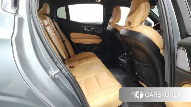 Volvo S60 3rd generation 2021 Серый из Кореи, фото 2