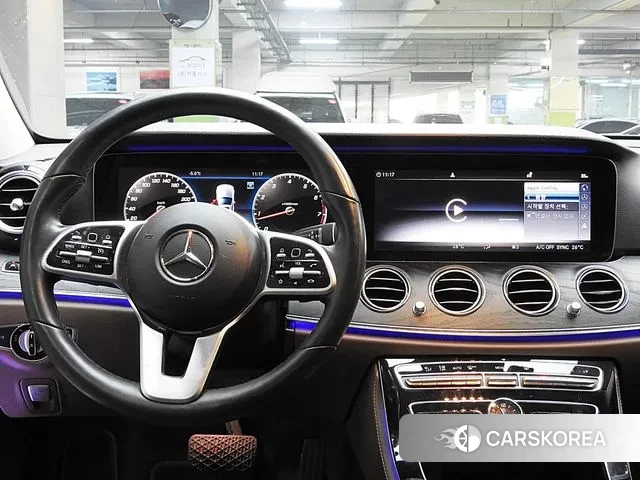 Mercedes-Benz E-Class W213 2019 Серый из Кореи, фото 2