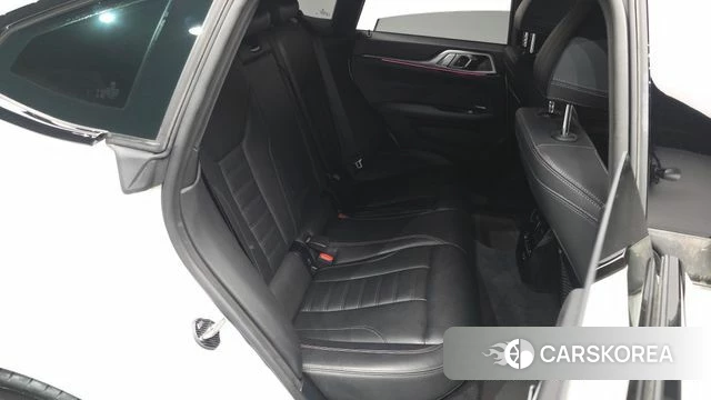 BMW i4 2024 Белый из Кореи, фото 2