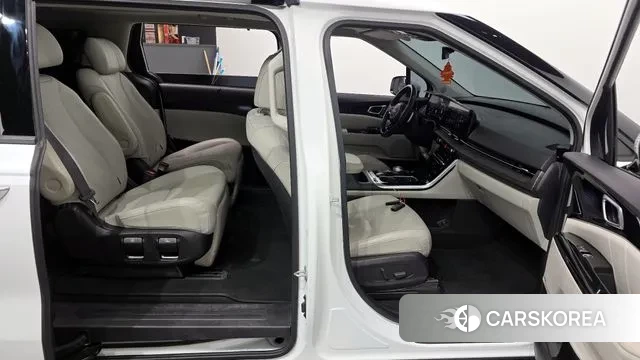 Kia Carnival 4th generation 2023 Белый из Кореи, фото 2