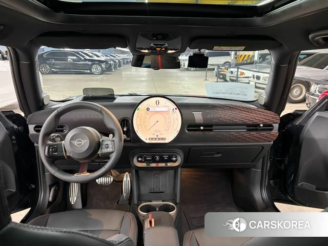 Mini Cooper S 4th Generation 2025 Черный из Кореи, фото 2