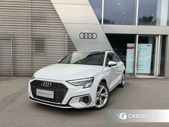 Audi A3 2021 Белый из Китая, фото 2