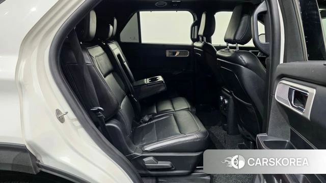 Ford Explorer 6th Generation 2019 Белый из Кореи, фото 2