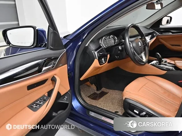 BMW 5 Series (G30) 2018 Синий из Кореи, фото 2