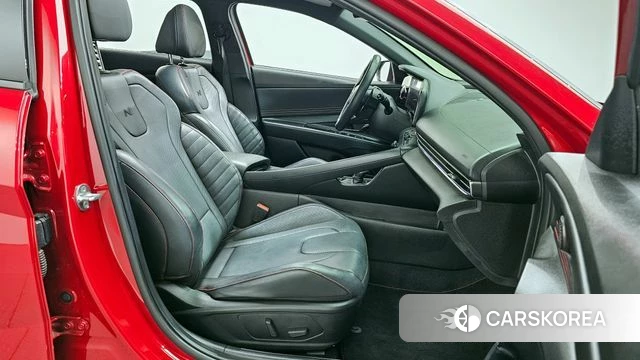 Hyundai Avante (CN7) 2022 Красный из Кореи, фото 2