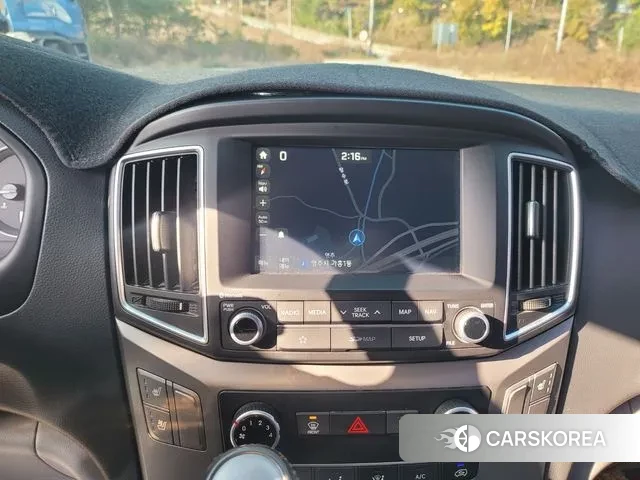 Hyundai The New Grand Starex 2018 Серебряный из Кореи, фото 2