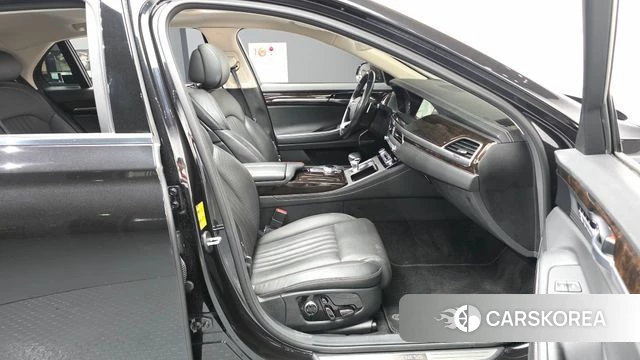Genesis G90 2018 Черный из Кореи, фото 2