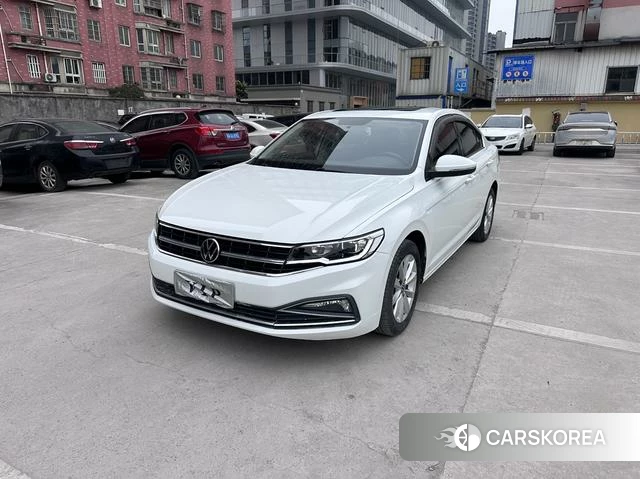 Volkswagen Bora 2021 Белый из Китая, фото 2