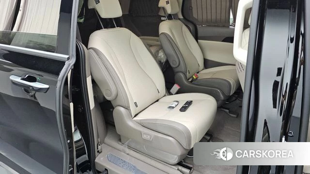 Kia The New Carnival 4th Generation 2026 Черный из Кореи, фото 2