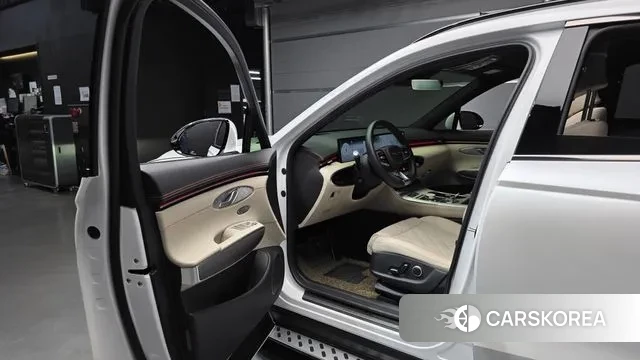 Genesis GV70 2024 Белый из Кореи, фото 2