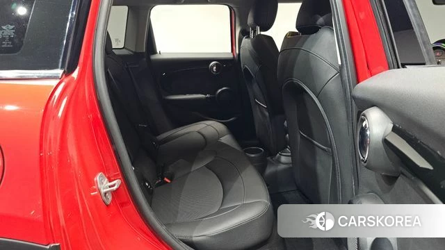 Mini Cooper 2021 Красный из Кореи, фото 2