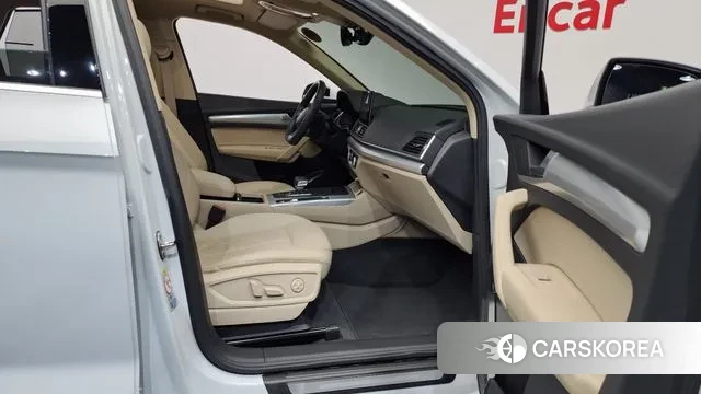 Audi Q5 (FY) 2022 Белый из Кореи, фото 2