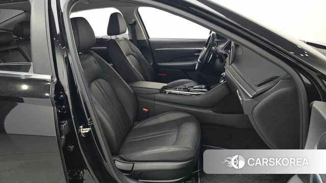 Hyundai Sonata (DN8) 2019 Черный из Кореи, фото 2