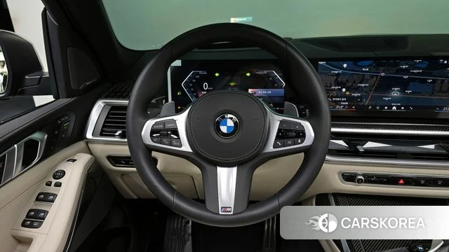BMW X7 (G07) 2025 Черный из Кореи, фото 2