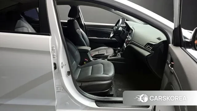 Hyundai The New Avante AD 2019 Белый из Кореи, фото 2