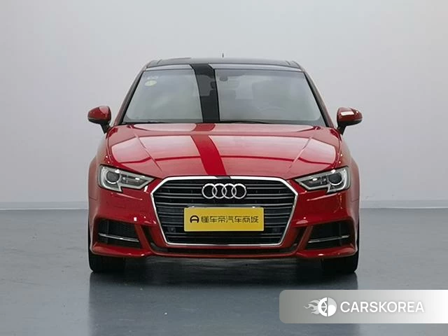 Audi A3 2018 Красный из Китая, фото 2