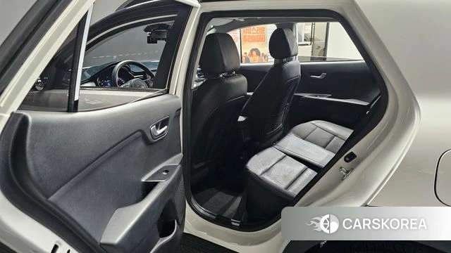 Kia Stonic 2019 Белый из Кореи, фото 2