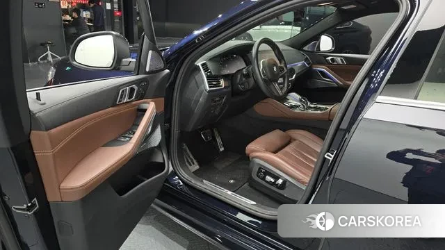 BMW X6 (G06) 2022 Черный из Кореи, фото 2