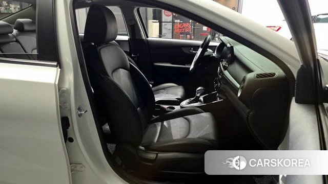 Kia Come New K3 2021 Белый из Кореи, фото 2