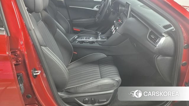 Genesis G70 2019 Красный из Кореи, фото 2