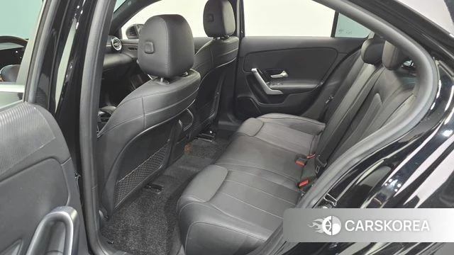 Mercedes-Benz A-Class W177 2020 Черный из Кореи, фото 2
