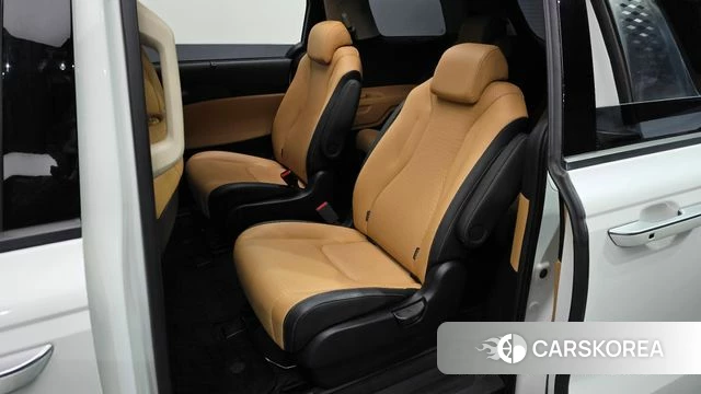 Kia Carnival 4th generation 2022 Белый из Кореи, фото 2