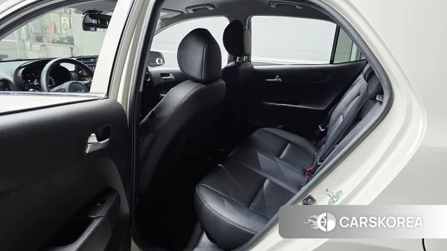 Kia Morning Urban (JA) 2023 Жемчужный цвет из Кореи, фото 2