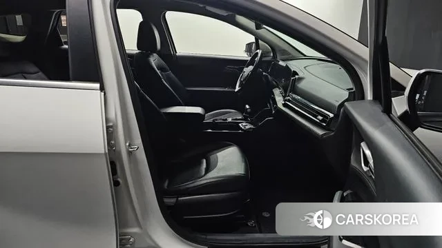 Kia Sportage 5th Generation 2022 Белый из Кореи, фото 2