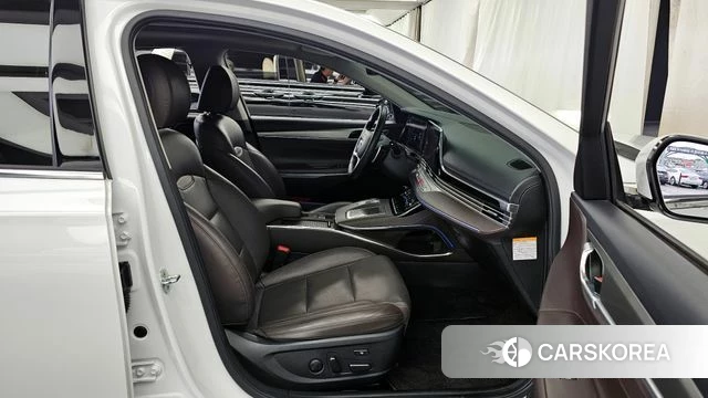 Hyundai The New Grandeur IG Hybrid 2022 Белый из Кореи, фото 2