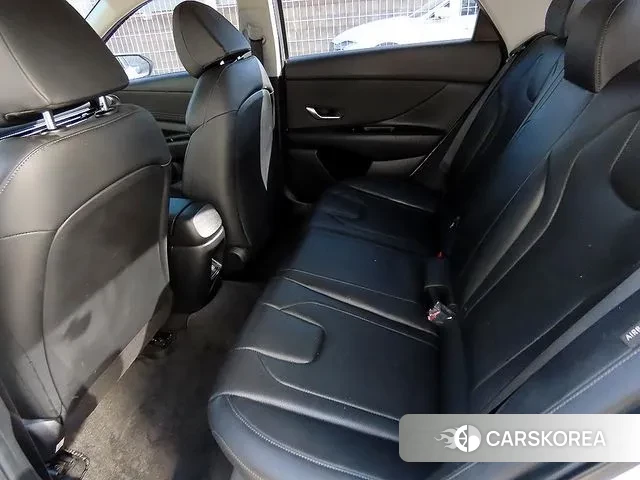 Hyundai The New Avante (CN7) 2024 Белый из Кореи, фото 2