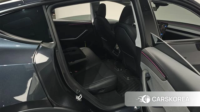 Tesla Model Y 2025 Серый из Кореи, фото 2